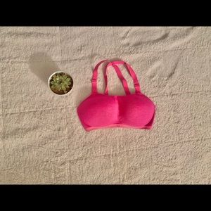 4 FOR $5 Victoria Secret sports bra
